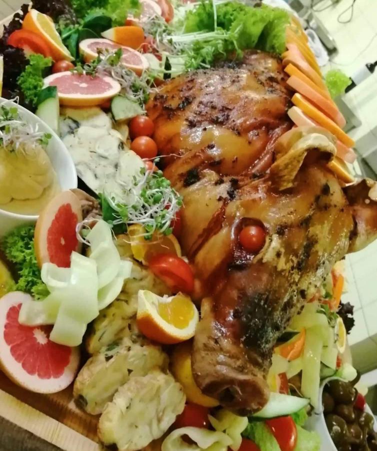 Hotel Preveza Spišská Nová Ves Dış mekan fotoğraf